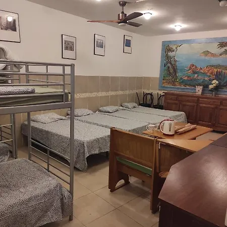 Guest house Sant Jordi 2*
