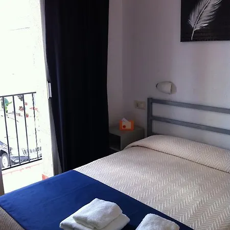Guest house Sant Jordi 2*