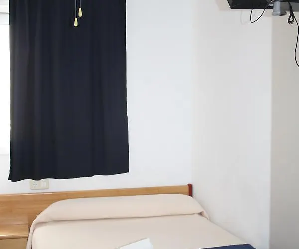 Sant Jordi Гостевой дом Тосса-де-Мар